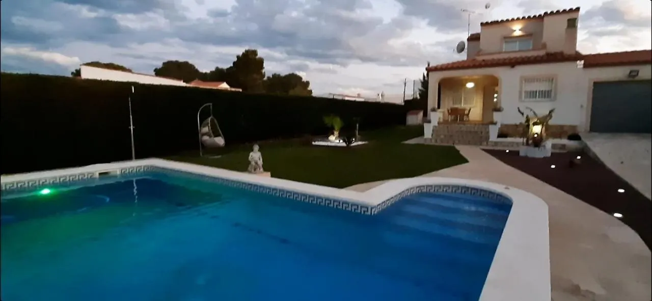 Villa Rosa De Los Vientos Les Tres Cales 0*,