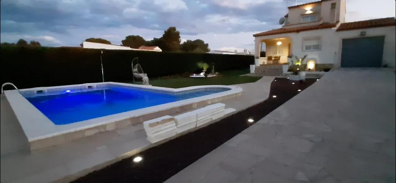 Villa Rosa De Los Vientos Les Tres Cales 0*,  Spain